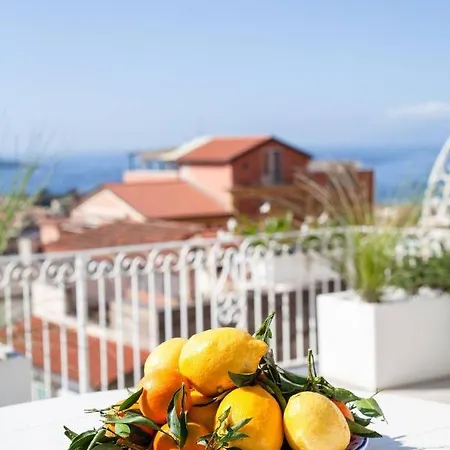 Apartmán Attico Panoramico Sorrento Meta
