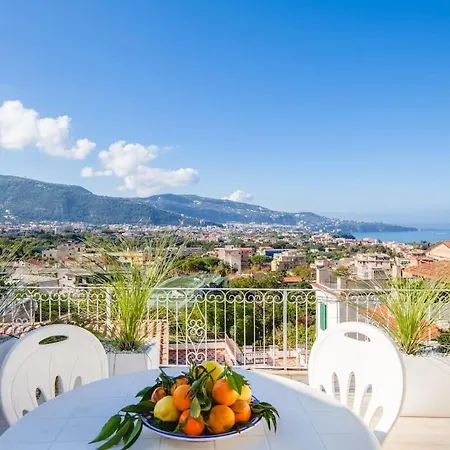 Apartmán Attico Panoramico Sorrento Meta